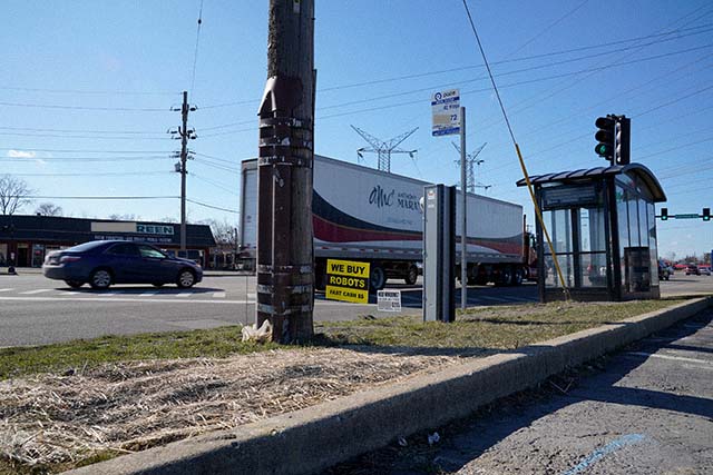 We Buy Robots image 1